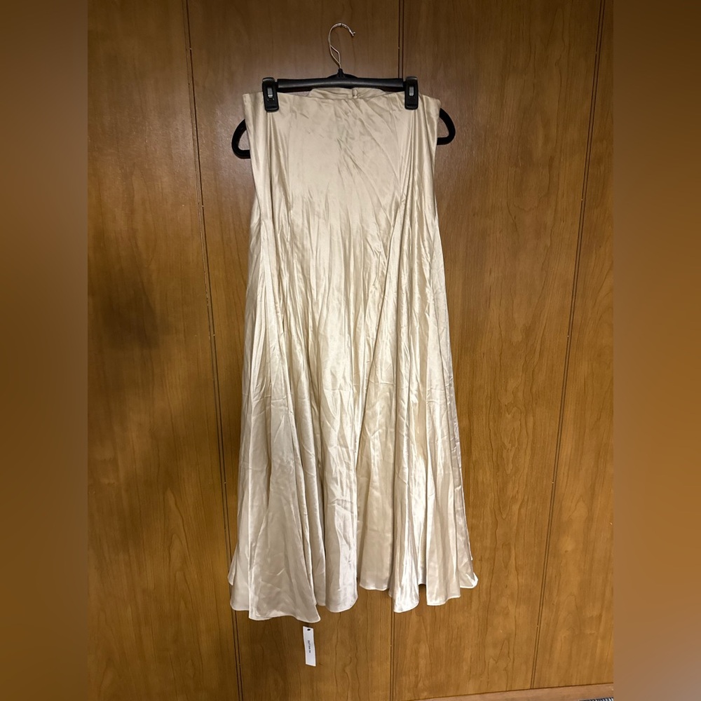 NWT Reformation Sera Silk Two Piece - Picture 7 of 11